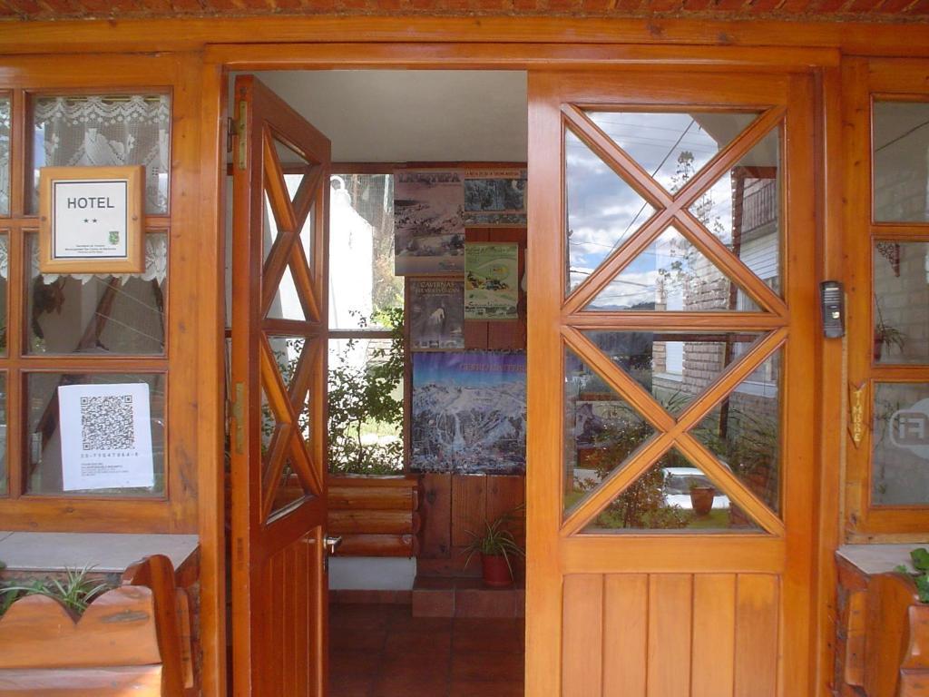 Hosteria Nuevo Pinar Σαν Κάρλος ντε Μπαριλότσε Εξωτερικό φωτογραφία